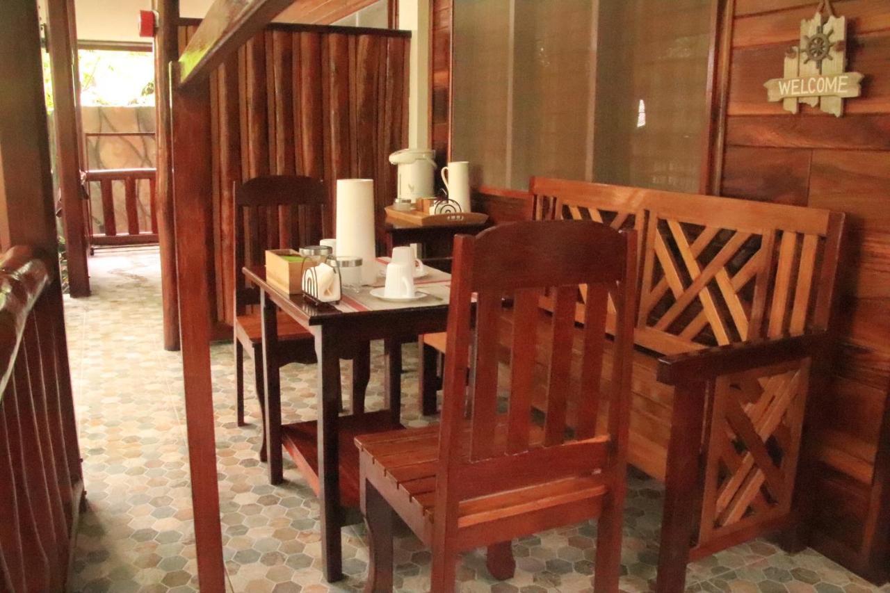 Theresa'S Pension House Сан-Висенте Экстерьер фото